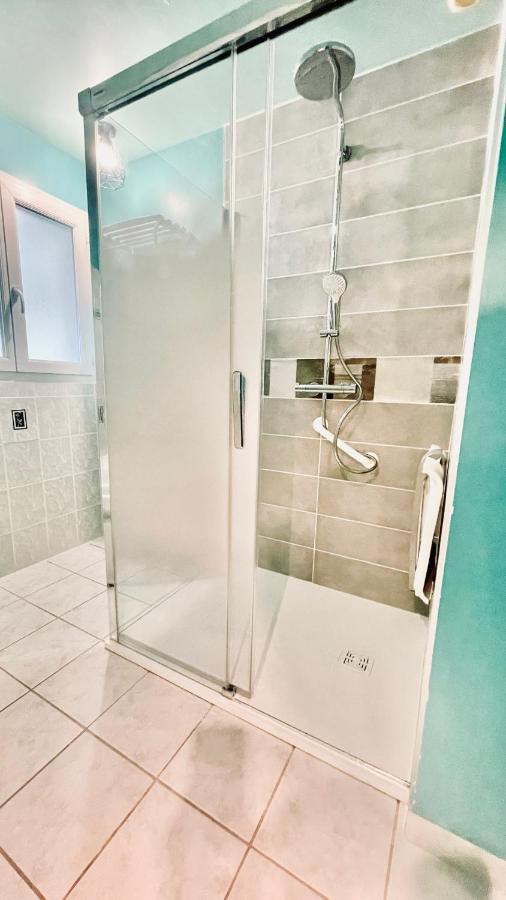 Maison Spacieuse A Deux Pas De La Plage Roscanvel Ngoại thất bức ảnh
