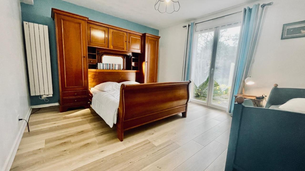 Maison Spacieuse A Deux Pas De La Plage Roscanvel Ngoại thất bức ảnh